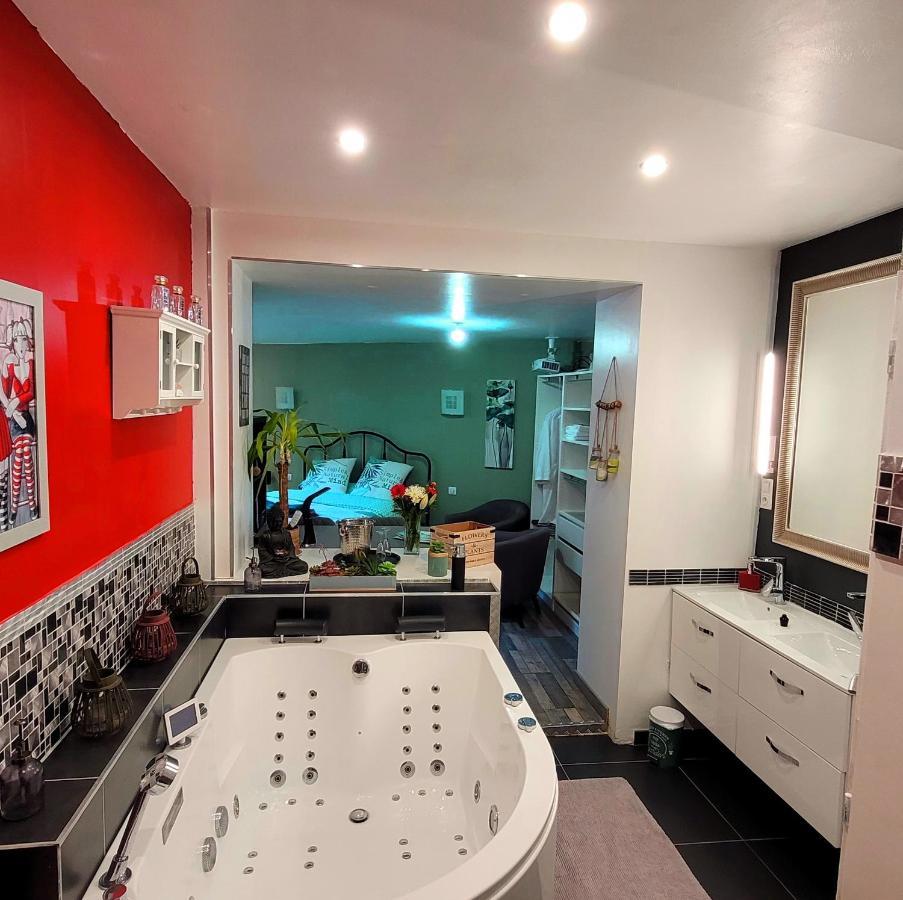 Suite Melody Double Balneo, Home-Cinema, Terrasse A دْييب المظهر الخارجي الصورة